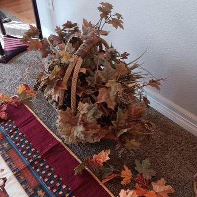 FALL DECORATIONS (2)