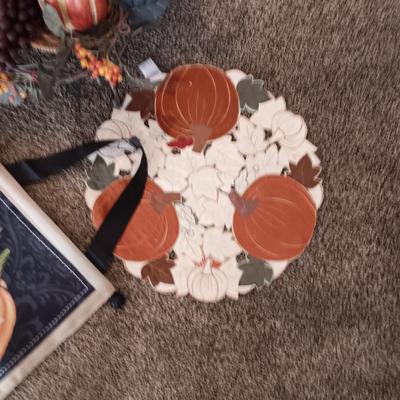 FALL DECORATIONS (3)