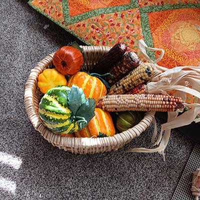 FALL DECORATIONS (5)