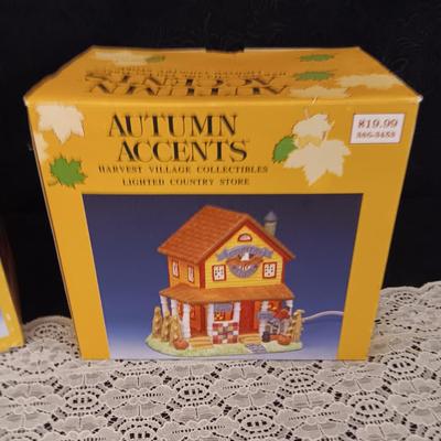2 AUTUMN ACCENTS BUILDINGS