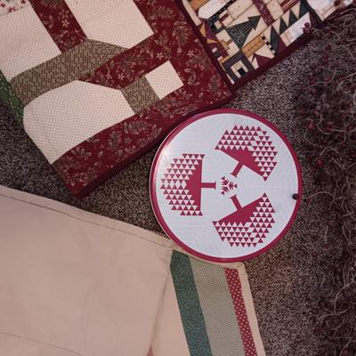 CHRISTMAS QUILTED TABLE RUNNERS, TIN AND GARLAND W/RED BERRIES