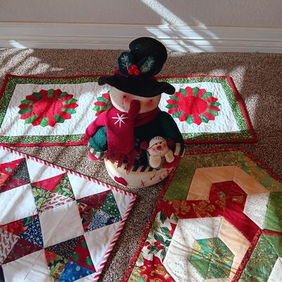 QUILTED WALL HANGINGS AND A FREE STANDING SNOWMAN