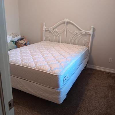 NICE AND CLEAN QUEEN SIZE BED WITH IRON ORNATE FRAME