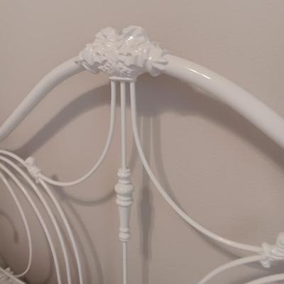 NICE AND CLEAN QUEEN SIZE BED WITH IRON ORNATE FRAME