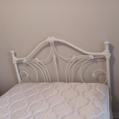 NICE AND CLEAN QUEEN SIZE BED WITH IRON ORNATE FRAME