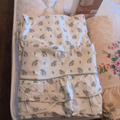 FULL SIZE SHEET SETS, BEDSKIRT AND MATTRESS COVER