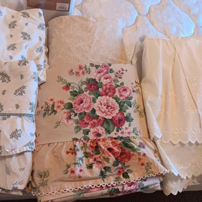 FULL SIZE SHEET SETS, BEDSKIRT AND MATTRESS COVER