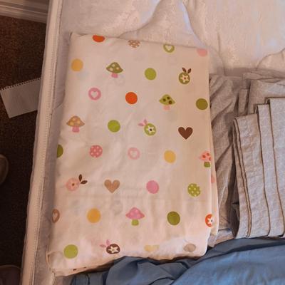 TWIN SIZE SHEET SETS