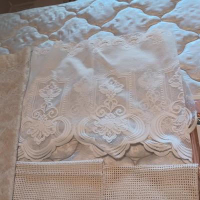 SHORT/KITCHEN CURTAINS AND 2 NEW 60 X 80 SHEERS