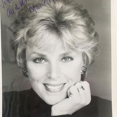 Mariette Hartley signed photo