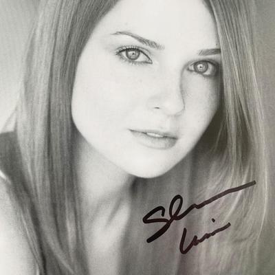 Shannon Lucio signed photo