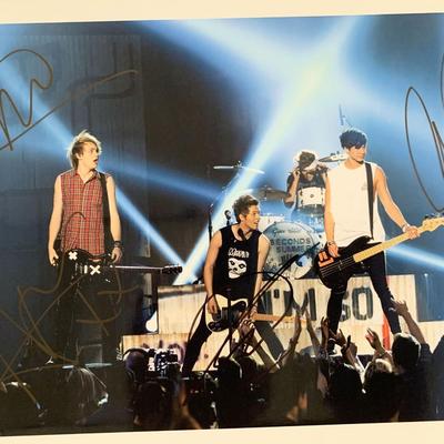 5 Seconds of Summer Signed Photo