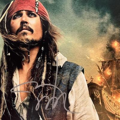 Pirates of the Carribean Johnny Depp signed photo