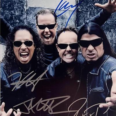 Metallica band signed photo 