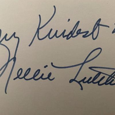 Nellie Lutcher Signature