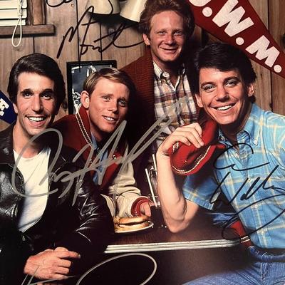 Happy Days cast signed photo