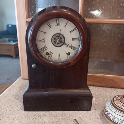 ANTIQUE SETH THOMAS 8 DAY HALF HOUR STRIKE AND A TRINKET BOX