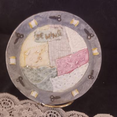 KNICK KNACKS WITH A QUILTING THEME