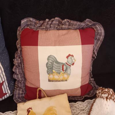 GLASS CUTTING BOARD, THROW PILLOWS, WALL HANGING AND POT HOLDER
