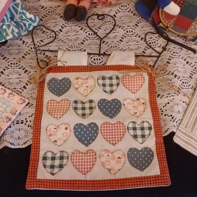 SMALL QUILTED WALL HANGINGS AND SOFT AMISH DOLLS