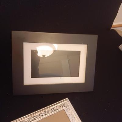 DIGITAL PICTURE FRAME, PAINTED OLD GLASS BOTTLE, DECORATIVE OUTHOUSE