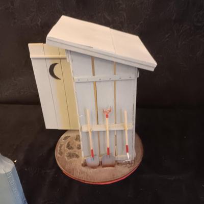 DIGITAL PICTURE FRAME, PAINTED OLD GLASS BOTTLE, DECORATIVE OUTHOUSE