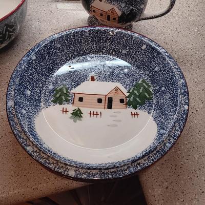 HUGE SET OF HOLLY MOUNTAIN LODGE DINNERWARE (Just in time for the holidays)