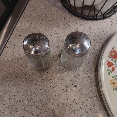 METAL EGG BASKET, CAKE PLATE W/LID AND SALT/PEPPER SHAKERS