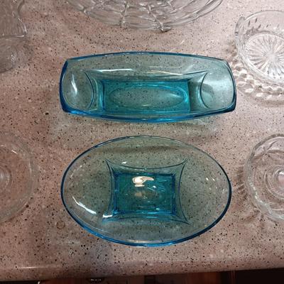 NICE GLASS SERVING PIECES
