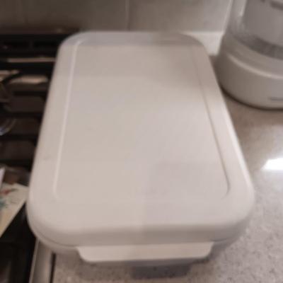 ELECTRIC STEAMER, ALADDIN CASSEROLE WARMER AND STORAGE CONTAINER