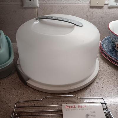 CAKE KEEPER, TUPPERWARE CONTAINER, PIE PLATE AND MORE