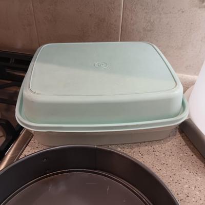 CAKE KEEPER, TUPPERWARE CONTAINER, PIE PLATE AND MORE