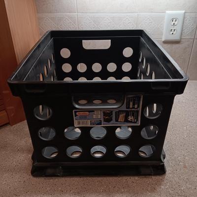 MANY ICE CUBE TRAYS, 2 DRAWER ORGANIZERS, TUPPERWARE PITCHER