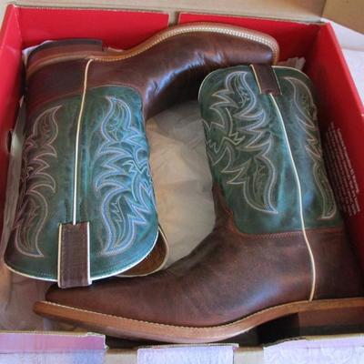 Justin cowboy boots