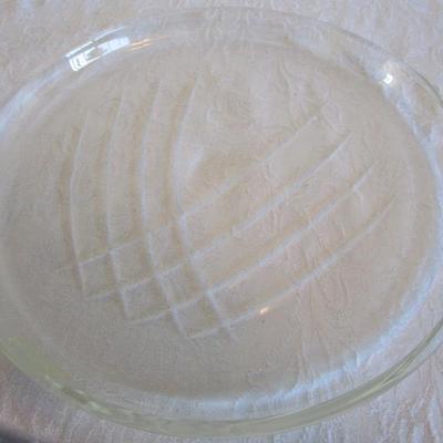 Polish crystal cake plate