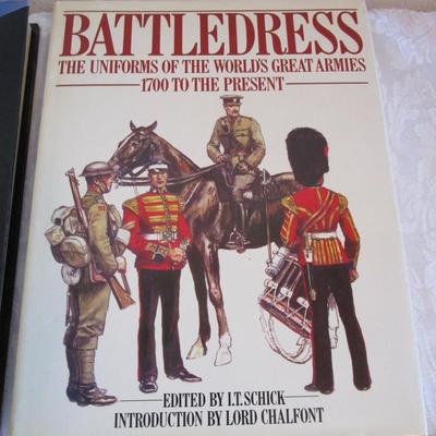4 military books, 1 formula 1 cars book