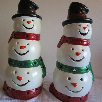 2 ceramic snowmen