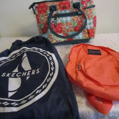 Mini backpack with 2 zipper openings, 1 bag, 1 cooler bag