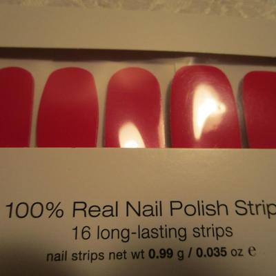 4 pkg 100% real nail polish strips, Color Street