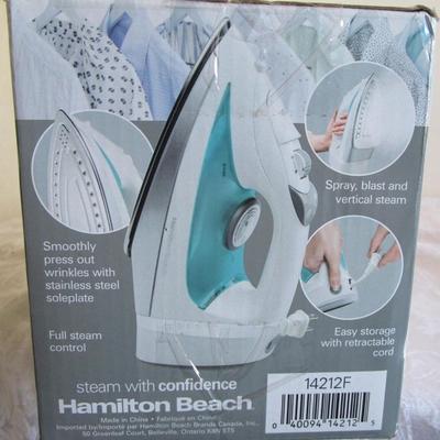 Hamilton Beach Steam Iron with retractable cord