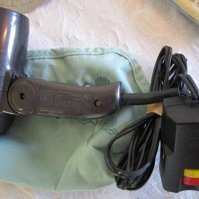 Eagle Creek waist belt pouch, emergency items