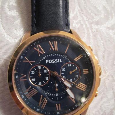 Fossil Model FS4835 Quartz Chronograph men's watch, rose gold color with blue dial