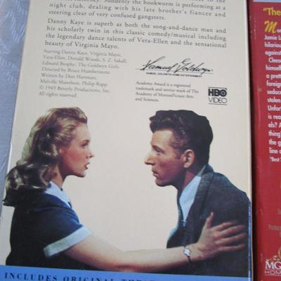 6 VHS Video cassettes