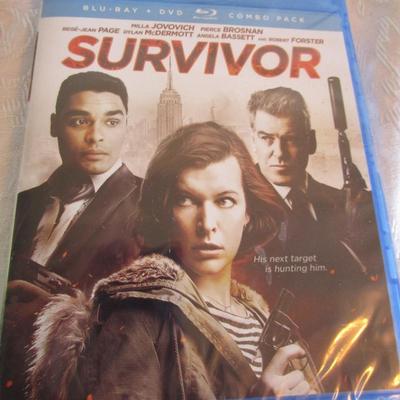 4 DVDs, 1 Blue Ray