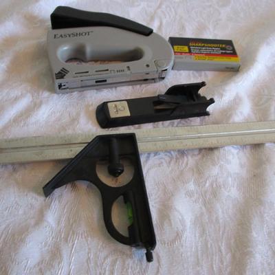 Convertible stapler with staples, 3 piece angle box retractor with levels 12"