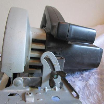 Back & Decker 2.18 HP circular saw