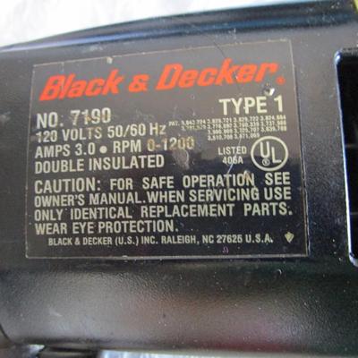 Black & Decker 3/8" variable speed drill with drill caddie & some bits