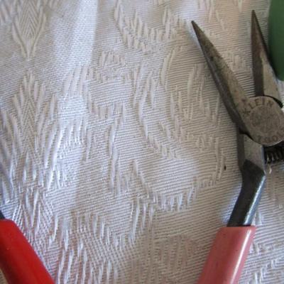 Jewelry making tools