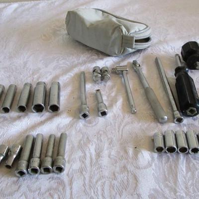 Socket set in pouch
