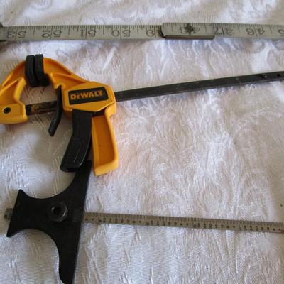 Various measuring tools and levels